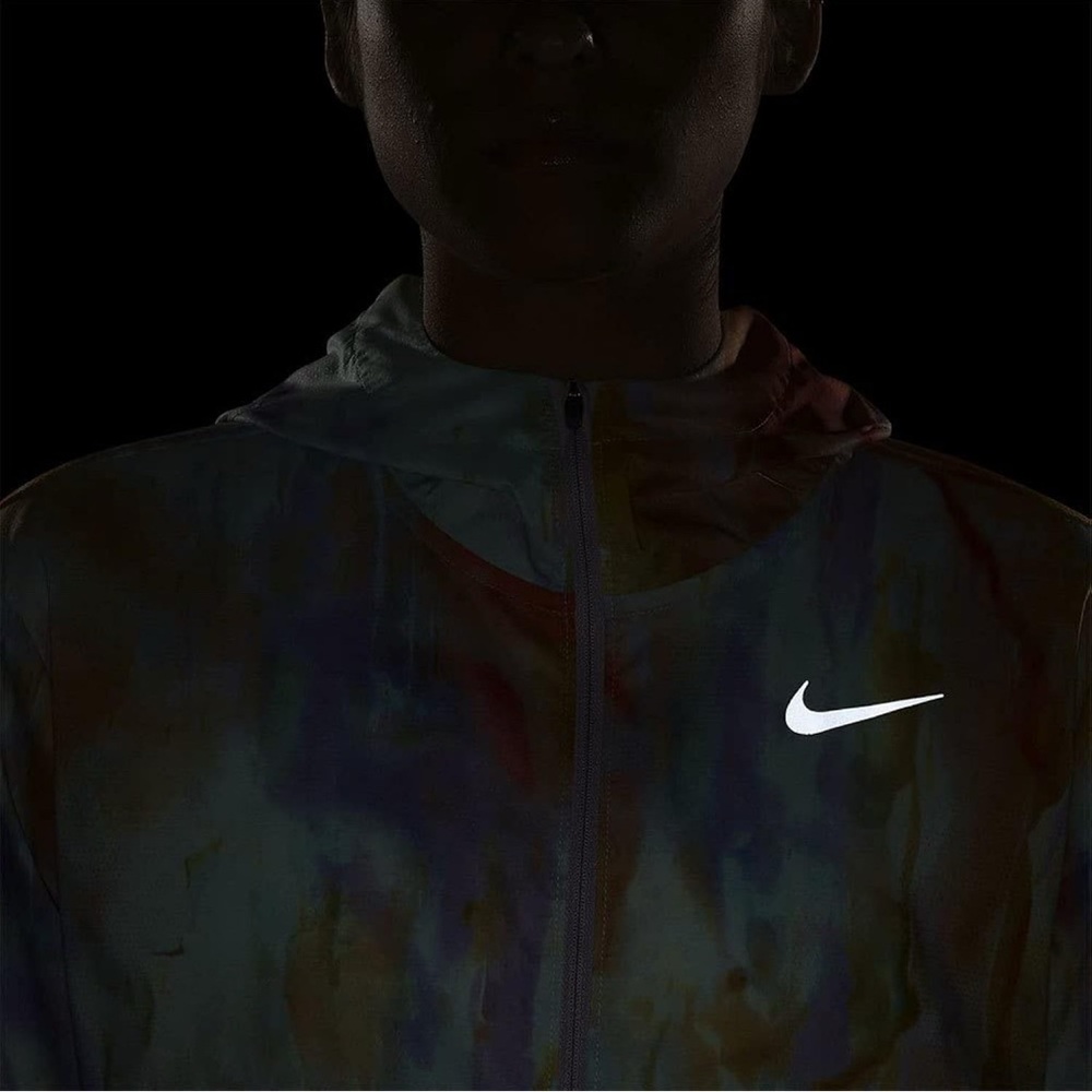 Nike Women's Lightweight Packable Full Zip Running Jacket - Picture 8 of 13